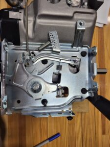 Briggs & Stratton engine top view